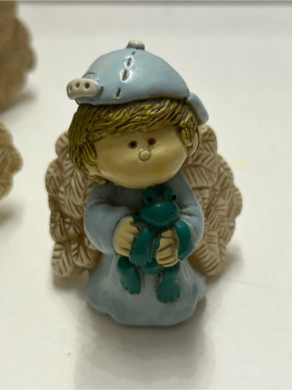 Vintage Guardian Angels by Suzi Skoglund Set of 6 Holding Frog and Cat